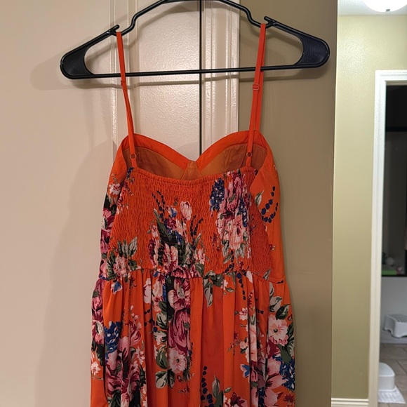 B.O.G Collection Maxi Dress. Medium. W/ Pockets! - Picture 3 of 5